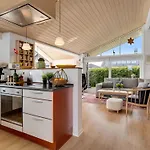 Sjarlotte - 100m From The Sea By Interhome 宝可波