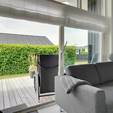 Sjarlotte - 100m From The Sea By Interhome *