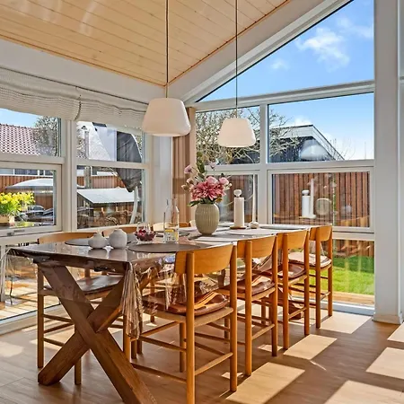 Dom wakacyjny Sjarlotte - 100m From The Sea By Interhome *