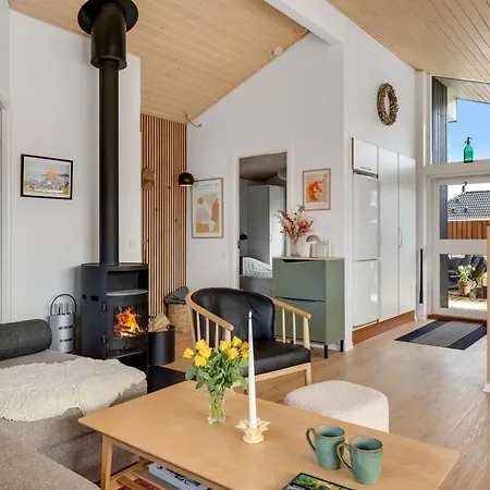 Sjarlotte - 100m From The Sea By Interhome Børkop