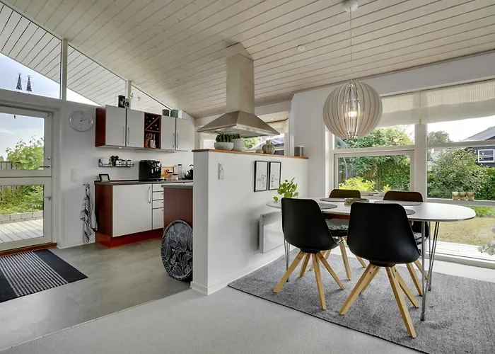 Sjarlotte - 100m From The Sea By Interhome Borkop