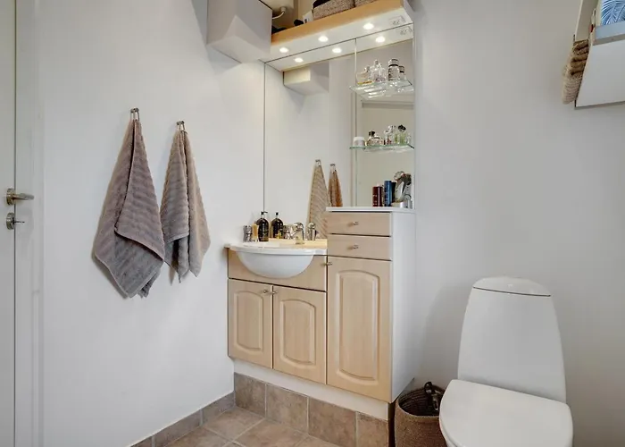 Sjarlotte - 100m From The Sea By Interhome