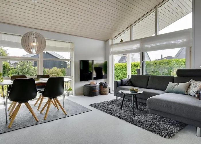 Sjarlotte - 100m From The Sea By Interhome Holiday home *