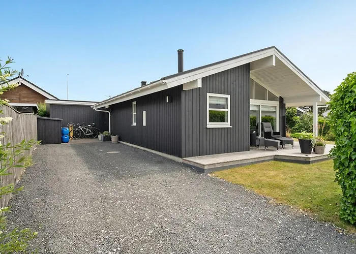 Holiday home Sjarlotte - 100m From The Sea By Interhome Borkop